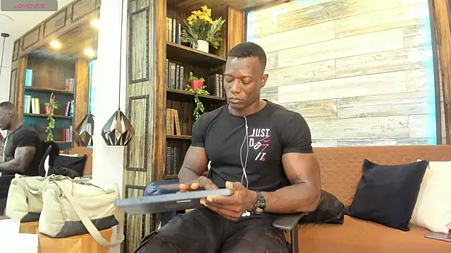 MarcusBlack  online show from June 26, 12:55 pm