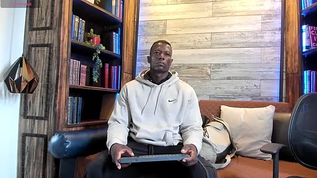 MarcusBlack  online show from July 18, 12:36 pm