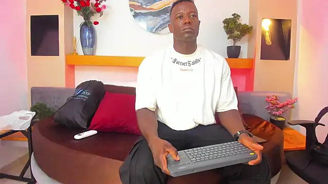 MarcusBlack  online show from January 17, 3:15 pm