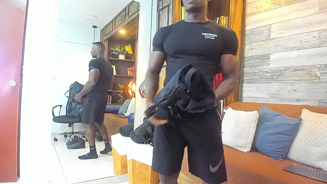 MarcusBlack  online show from February 7, 1:41 pm