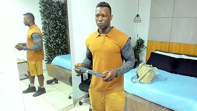 MarcusBlack  online show from January 15, 11:46 am