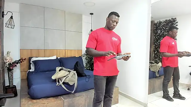 MarcusBlack  online show from February 3, 11:37 am