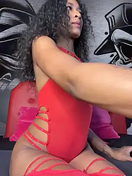 Snapshot of SweetCheeksXXX chatting on June 25, 9:20 pm SweetCheeksXXX online show from June 25, 9:20 pm