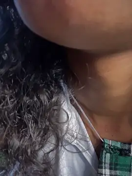 Snapshot of SweetCheeksXXX chatting on July 2, 9:32 pm SweetCheeksXXX online show from July 2, 9:32 pm