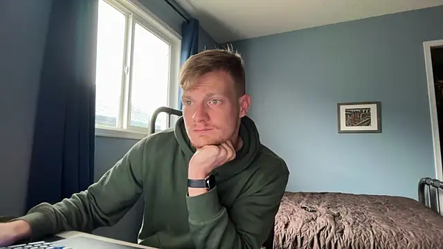 lustylyndon online show from June 12, 2:04 pm