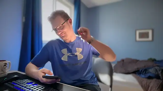 lustylyndon online show from May 12, 4:24 pm