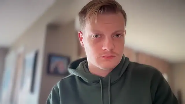 lustylyndon online show from November 26, 6:08 pm