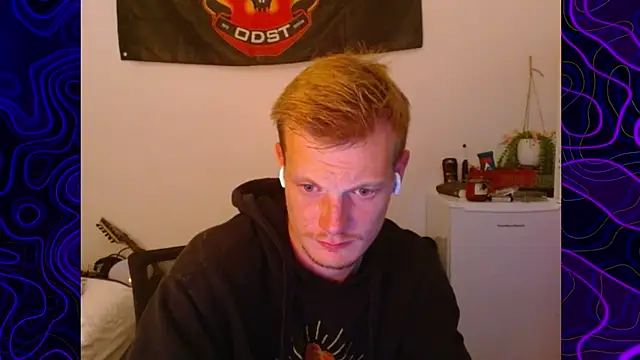 lustylyndon online show from September 16, 4:46 am