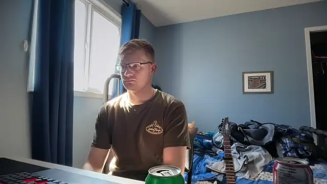 lustylyndon online show from May 21, 4:48 pm