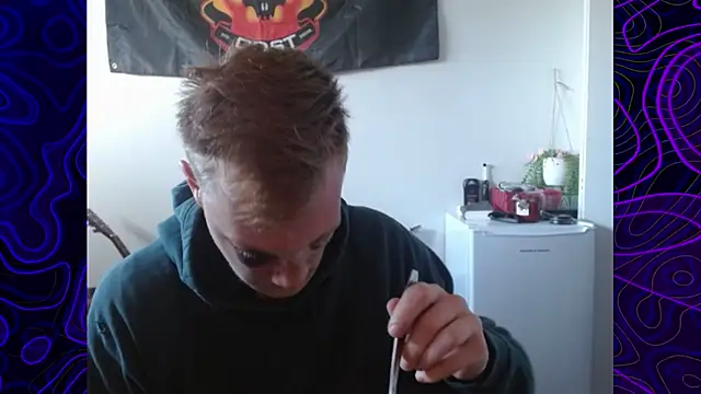 lustylyndon online show from September 25, 4:24 pm