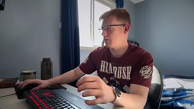 lustylyndon online show from May 19, 2:57 pm
