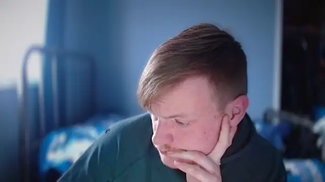 Snapshot of lustylyndon chatting on February 23, 6:19 pm lustylyndon online show from February 23, 6:19 pm