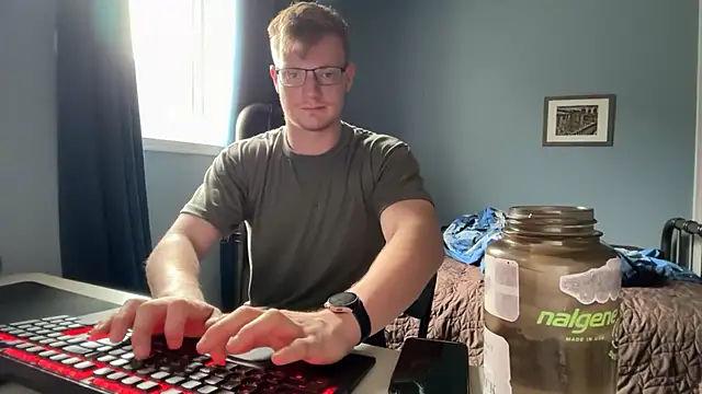 lustylyndon online show from May 25, 2:49 pm