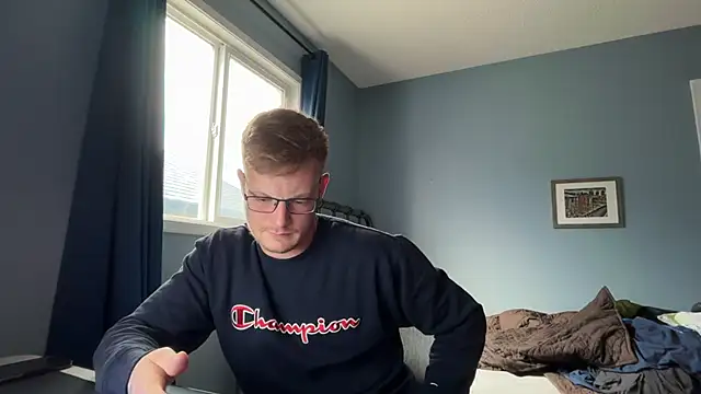 lustylyndon online show from May 14, 2:19 am