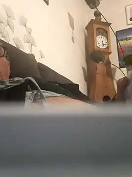 Vince072 online show from October 1, 3:44 am