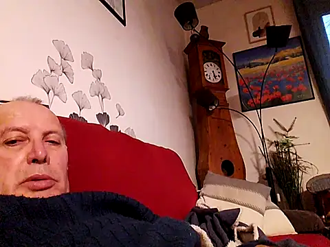 Vince072 online show from January 13, 4:33 pm