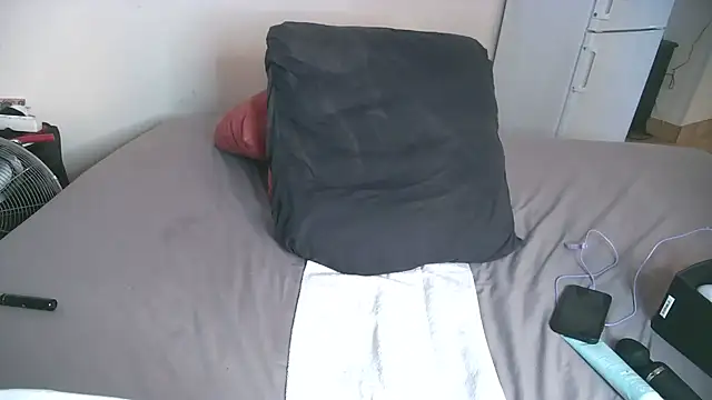 Violett3333 online show from October 24, 4:17 pm