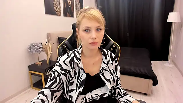 LindaSandy 1 online show from November 21, 10:14 am