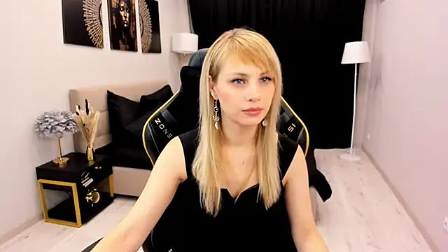 LindaSandy 1 online show from November 7, 9:36 am