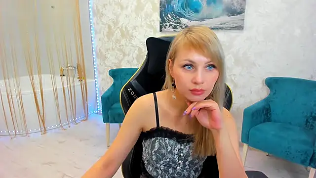 LindaSandy 1 online show from October 3, 6:04 am