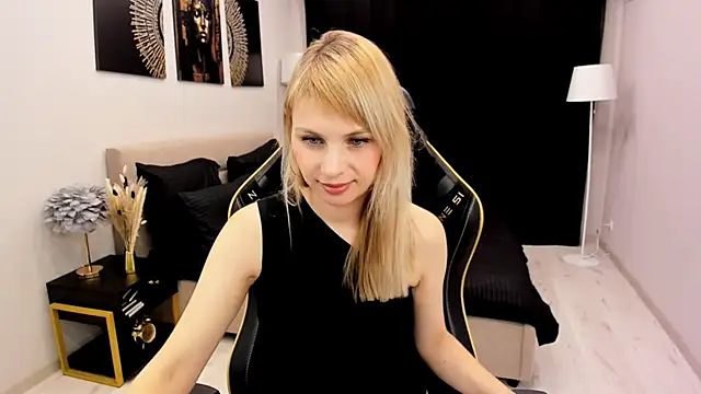 LindaSandy 1 online show from November 12, 10:41 am