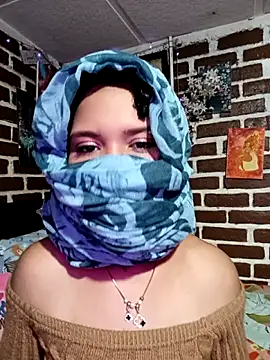 Cataleya-black online show from May 16, 12:42 am