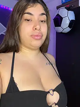 Snapshot of jazminslut chatting on July 18, 3:37 am jazminslut online show from July 18, 3:37 am