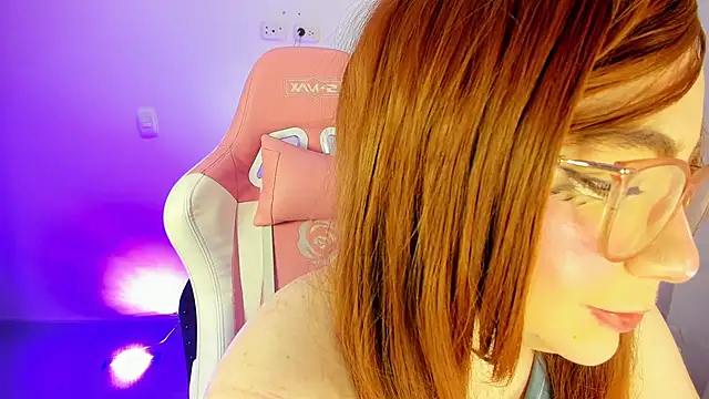 lizy portman online show from March 11, 1:32 am