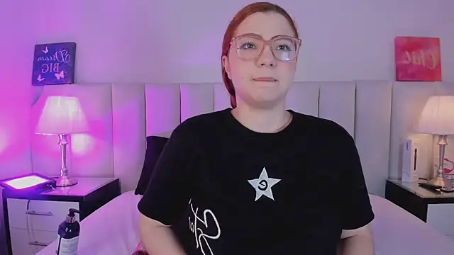 lizy portman online show from October 30, 7:44 pm