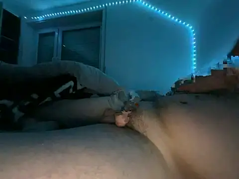 Me97 online show from November 3, 11:08 pm