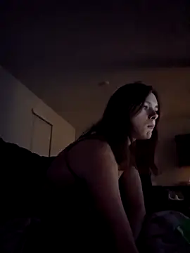 superlonelygirl04 online show from November 5, 3:31 am