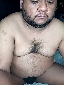 Osogaypardo online show from September 24, 7:15 am