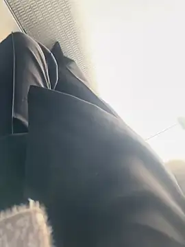 xiaoyuan01 online show from March 11, 1:32 am