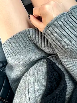 xiaoyuan01 online show from October 23, 1:48 am