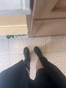 xiaoyuan01 online show from April 1, 2:24 am