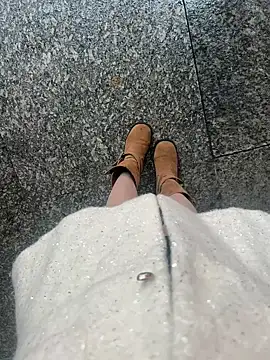 xiaoyuan01 online show from November 8, 1:31 am