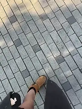 xiaoyuan01 online show from January 14, 2:04 am