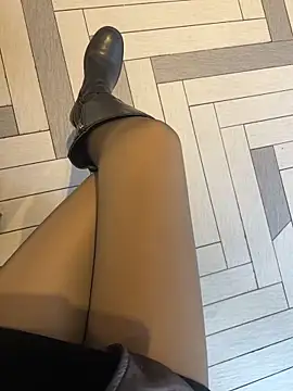 xiaoyuan01 online show from February 3, 2:00 am