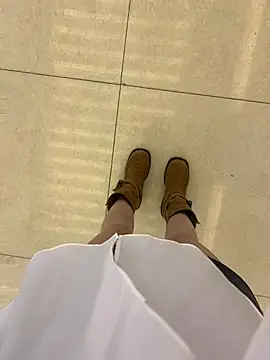 xiaoyuan01 online show from October 29, 7:07 am