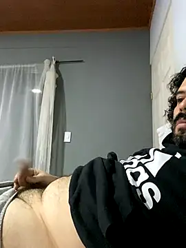 Snapshot of uto857 chatting on September 28, 1:01 am uto857 online show from September 28, 1:01 am