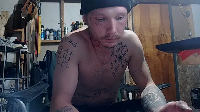 Snapshot of mastertrap chatting on December 20, 7:22 am mastertrap online show from December 20, 7:22 am