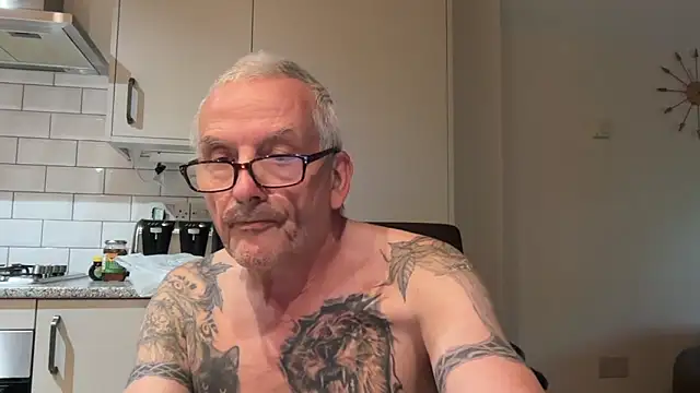 poggles online show from September 19, 7:56 am