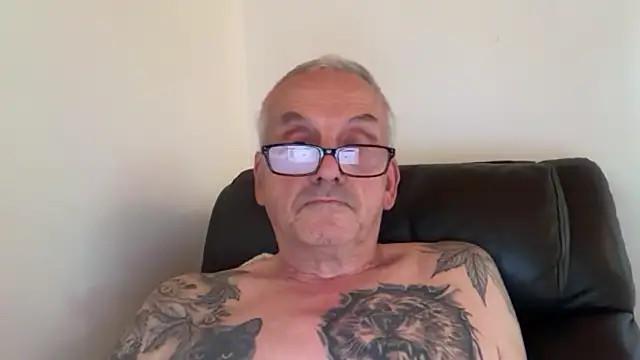 poggles online show from September 17, 1:24 pm