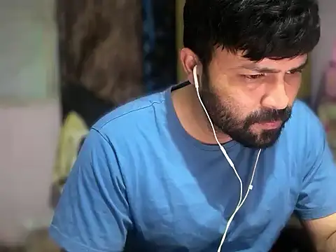 Snapshot of Sandy_Daddy chatting on September 25, 7:09 pm Sandy Daddy online show from September 25, 7:09 pm