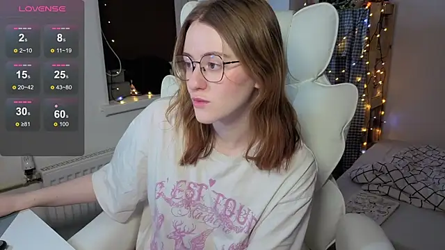 urstripchatgf online show from November 17, 7:12 am