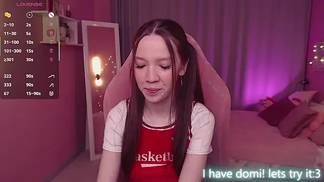 Shriya Sarann online show from March 3, 2:02 pm