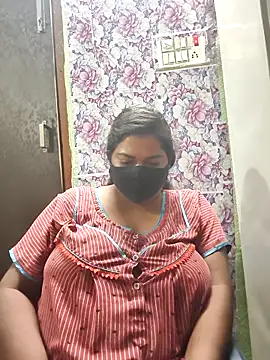 Liyaa 24 online show from March 31, 6:43 pm