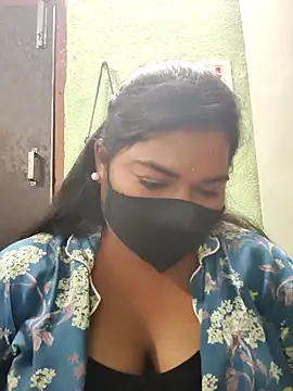 Liyaa 24 online show from February 24, 8:04 am