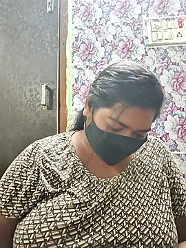 Liyaa 24 online show from March 15, 8:05 pm