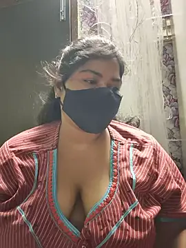 Snapshot of Liyaa_24 chatting on June 30, 4:29 pm Liyaa 24 online show from June 30, 4:29 pm